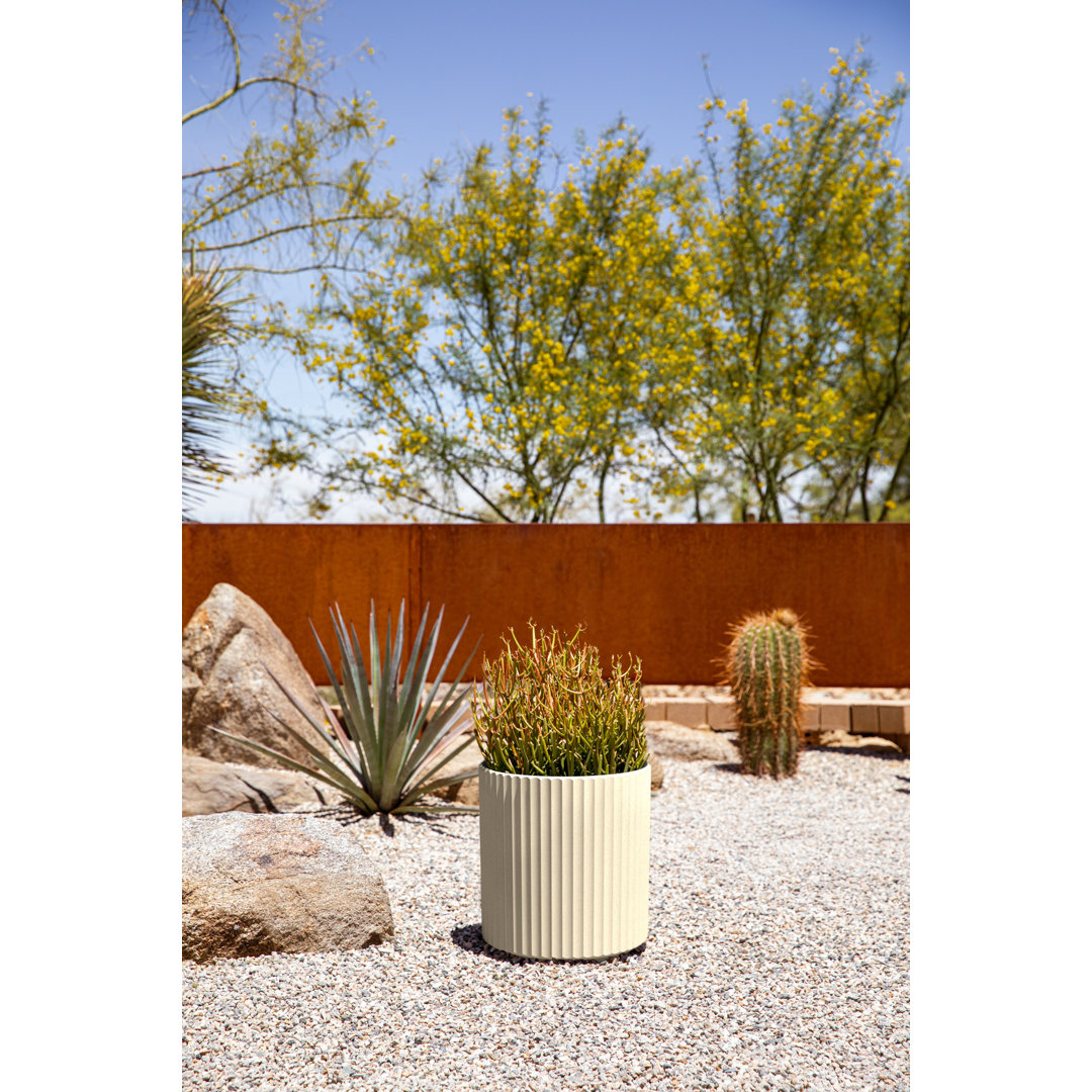 Demi Series Round Planter